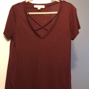 Crisscross burgundy tee